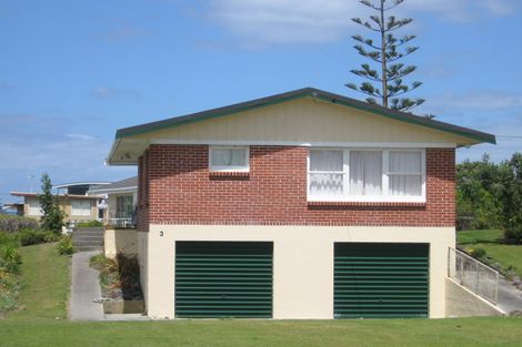 Photo of property in 3b Ayr Street, Waihi Beach, 3611