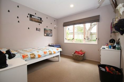 Photo of property in 10 Burn-murdoch Street, St Andrews, Hamilton, 3200