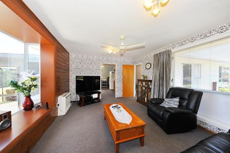 Photo of property in 32 Ashwood Street, Parklands, Christchurch, 8083