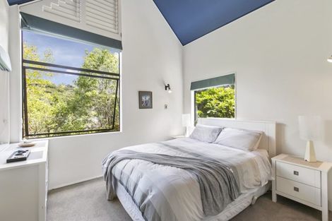 Photo of property in 27 Homewood Place, Chatswood, Auckland, 0626