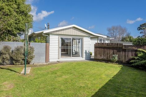 Photo of property in 9 East Road, Shannon, 4821