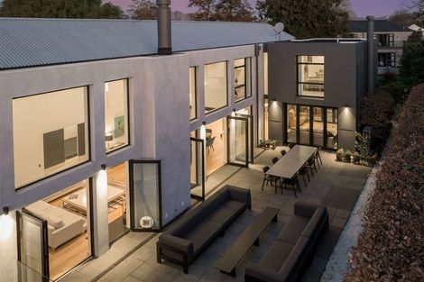 Photo of property in 100 Glandovey Road, Fendalton, Christchurch, 8052