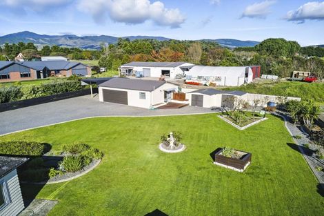 Photo of property in 51 Garth Road, Levin, 5571