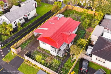 Photo of property in 110 Bruce Mclaren Road, Henderson, Auckland, 0612