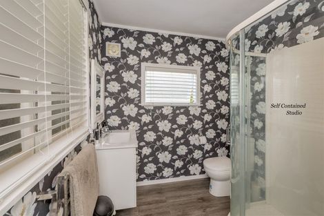 Photo of property in 75 Muhunoa Road West, Ohau, Levin, 5570