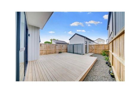 Photo of property in 71 Kairakau Street, Papakura, 2110