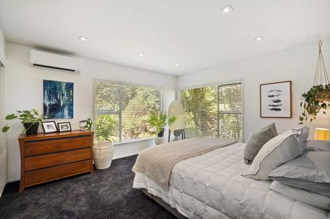 Photo of property in 32a Palmerston Road, Birkenhead, Auckland, 0626