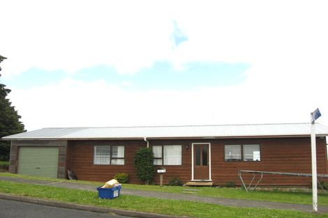 Photo of property in 72 East Street, Pukekohe, 2120