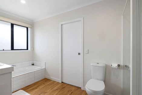 Photo of property in 2 Memorial Drive, Motueka, 7120