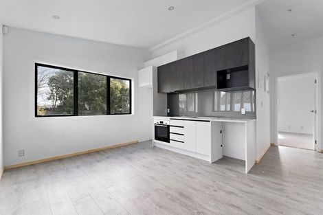 Photo of property in 7/122 Archibald Road, Kelston, Auckland, 0602