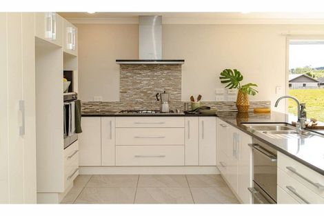 Photo of property in 6 Halyard Loop, Haruru, 0204