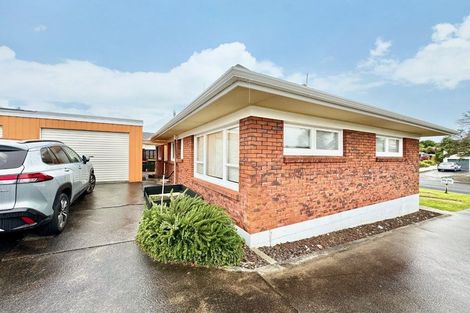 Photo of property in 1/15 Tatariki Street, Rosehill, Papakura, 2113