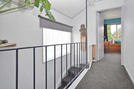 Photo of property in 2 Edwin Freeman Place, Ranui, Auckland, 0612