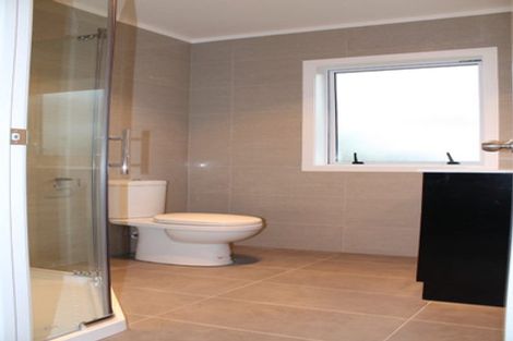 Photo of property in 30a Halver Road, Hillpark, Auckland, 2102