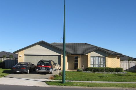 Photo of property in 176 Wattle Farm Road, Wattle Downs, Auckland, 2103