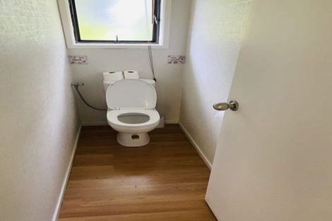 Photo of property in 2/94 Glamorgan Drive, Torbay, Auckland, 0630