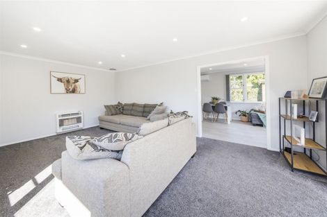 Photo of property in 23 Redwood Grove, Hokowhitu, Palmerston North, 4410
