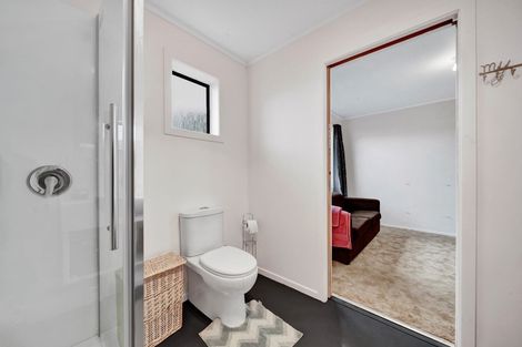 Photo of property in 4 George Street, Eltham, 4322