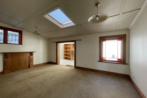 Photo of property in 21 Austin Street, Mount Victoria, Wellington, 6011