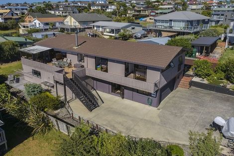 Photo of property in 35 Tamatea Drive, Snells Beach, 0920