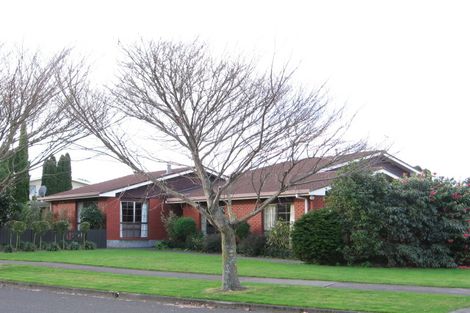 Photo of property in 47 Waterloo Crescent, Hokowhitu, Palmerston North, 4410