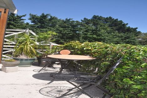 Photo of property in 6 Convent Road, Bluff Hill, Napier, 4110