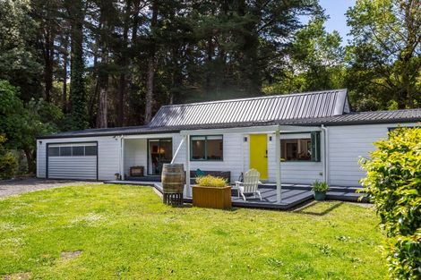 Photo of property in 4a Kereru Grove, Featherston, 5710