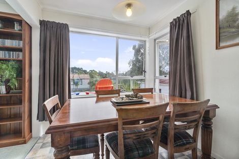 Photo of property in 132 Colwill Road, Massey, Auckland, 0614