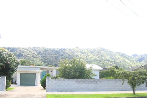 Photo of property in 13 Elm Street, Ebdentown, Upper Hutt, 5018