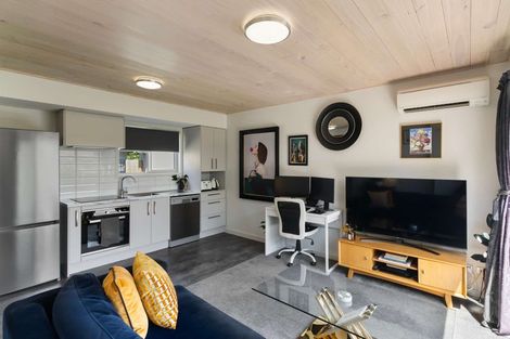 Photo of property in 5 Ettrick Lane, Richmond, Christchurch, 8013