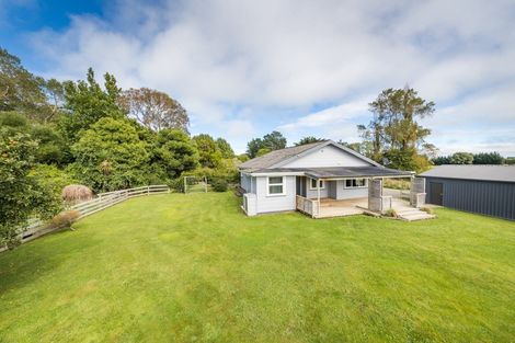 Photo of property in 2079 Kimbolton Road, Kiwitea, Feilding, 4777
