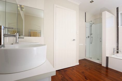 Photo of property in 44 Tapu Road, Huapai, Kumeu, 0810