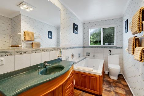 Photo of property in 14 Ngapapa Street, Urenui, 4375