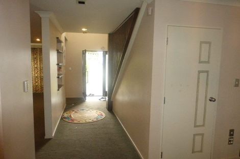 Photo of property in 69 San Marino Drive West, Henderson, Auckland, 0612