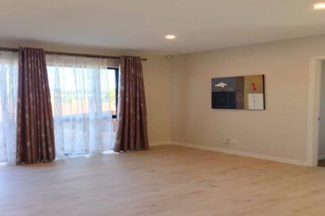 Photo of property in 249a Lonely Track Road, Albany Heights, Auckland, 0632