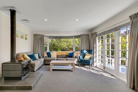 Photo of property in 15 Charthouse Lane, Whitby, Porirua, 5024