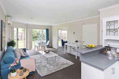 Photo of property in 10 Fieldmoor Place, Parklands, Christchurch, 8083