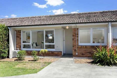 Photo of property in 2/8 Paul Place, Pakuranga, Auckland, 2010
