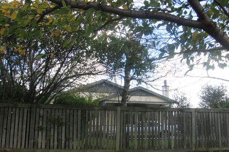 Photo of property in 10 Bryant Street, Takaro, Palmerston North, 4412