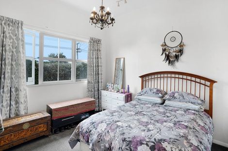 Photo of property in 223 High Street North, Carterton, 5713