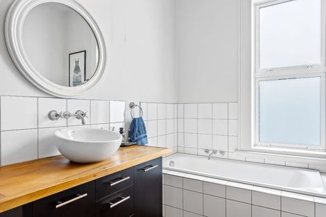 Photo of property in 131 Somerfield Street, Somerfield, Christchurch, 8024