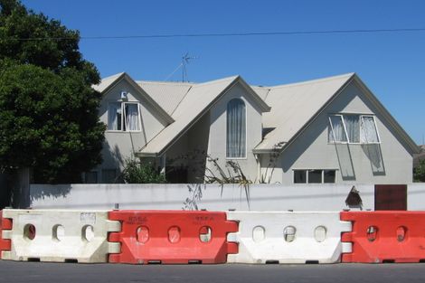 Photo of property in 2/43 Stanley Avenue, Milford, Auckland, 0620