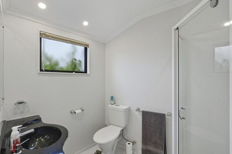 Photo of property in 5 Rotokare Crescent, Whalers Gate, New Plymouth, 4310