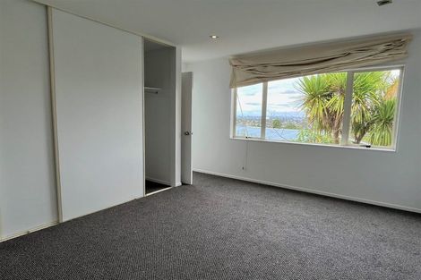 Photo of property in 1a Sycamore Drive, Sunnynook, Auckland, 0620