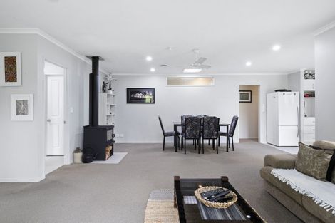 Photo of property in 32 Lockwood Road, Hunua, Papakura, 2583