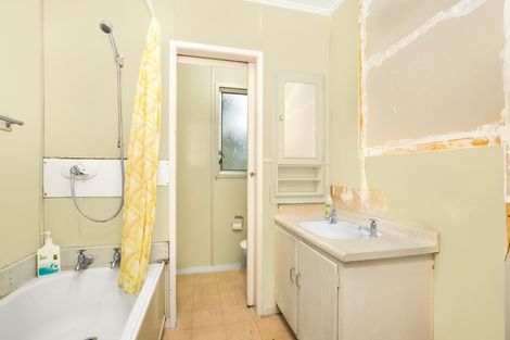 Photo of property in 1046 Paerata Road, Paerata, Drury, 2676