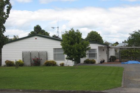 Photo of property in 28 Moore Street, Leamington, Cambridge, 3432