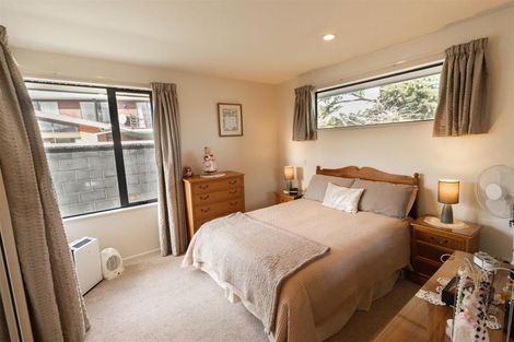 Photo of property in 26a Crofton Road, Harewood, Christchurch, 8051