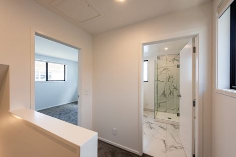 Photo of property in 3/97 Whites Line East, Waiwhetu, Lower Hutt, 5010