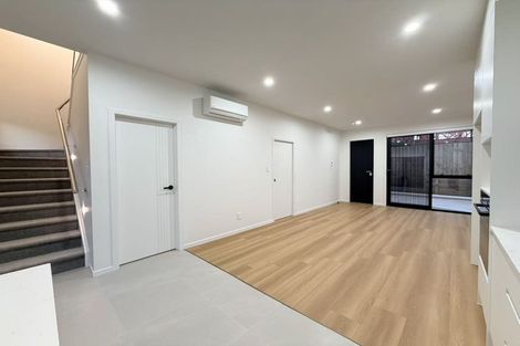 Photo of property in 9a Tangelo Place, Bucklands Beach, Auckland, 2012